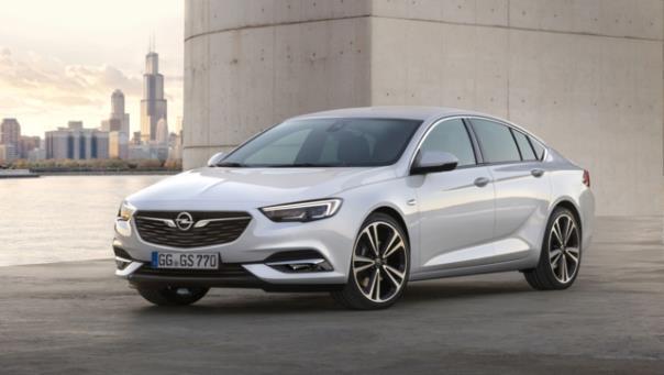 Opel Insignia Grand Sport.  Foto: Opel